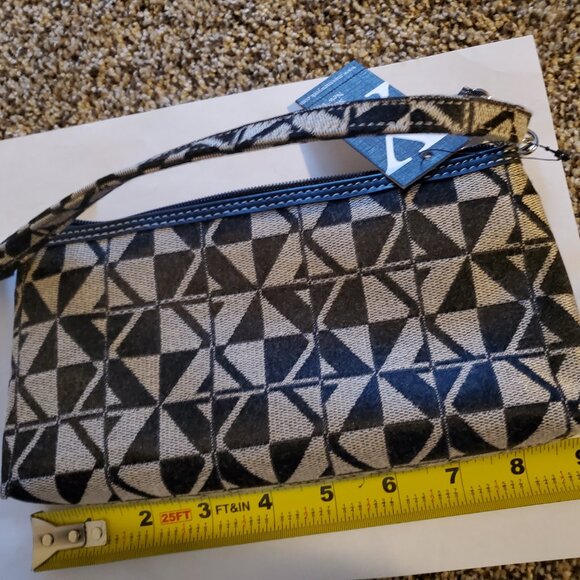 MAXX NY black & white PURSE - Picture 5 of 8